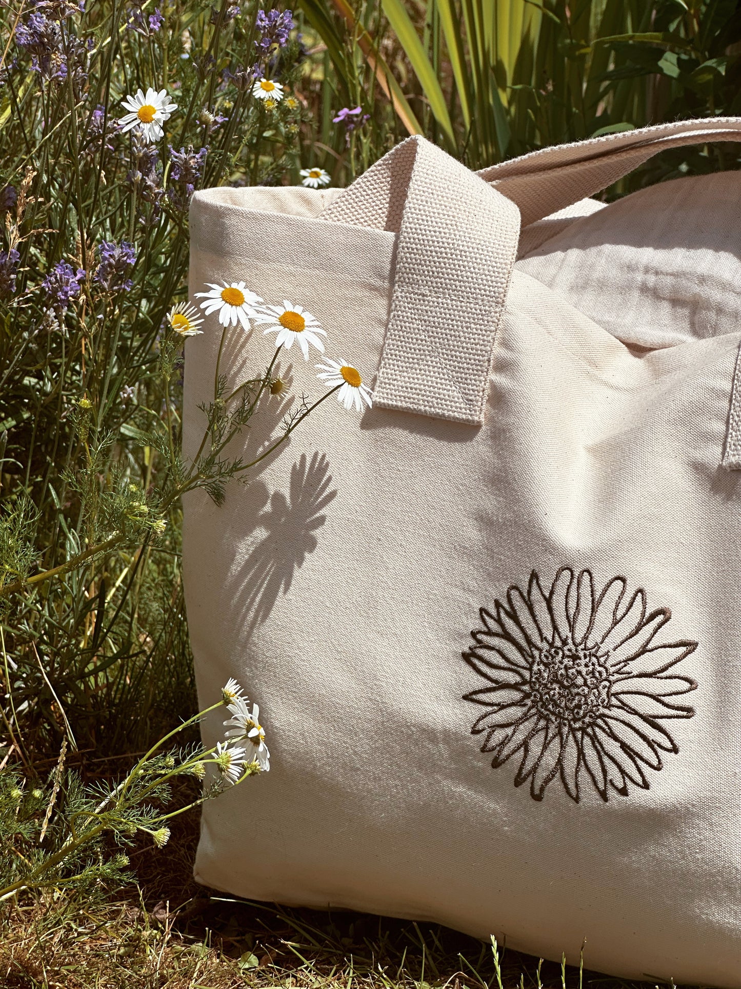 EVERYDAY EMBROIDERED TOTE