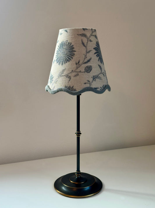 SCALLOP TRIM CANDLE CLIP LAMPSHADE ~ MOONPENNY FLAX FLOWER