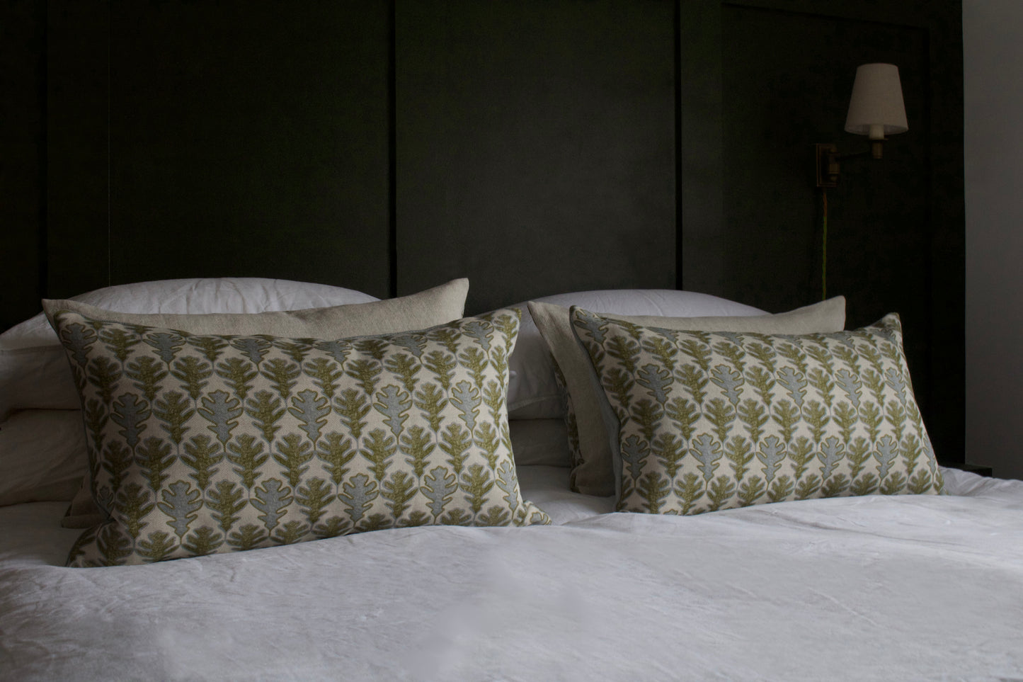 BROADLEAF FLAX FLOWER/MOSS ~ OBLONG CUSHION