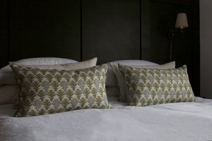 BROADLEAF FLAX FLOWER/MOSS ~ OBLONG CUSHION
