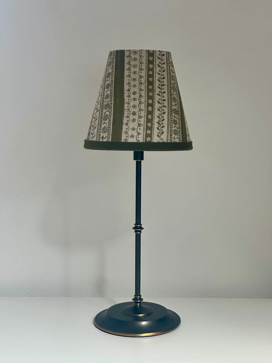 CANDLE CLIP LAMPSHADE WITH TRIM ~ DAISY CHAIN MOSS