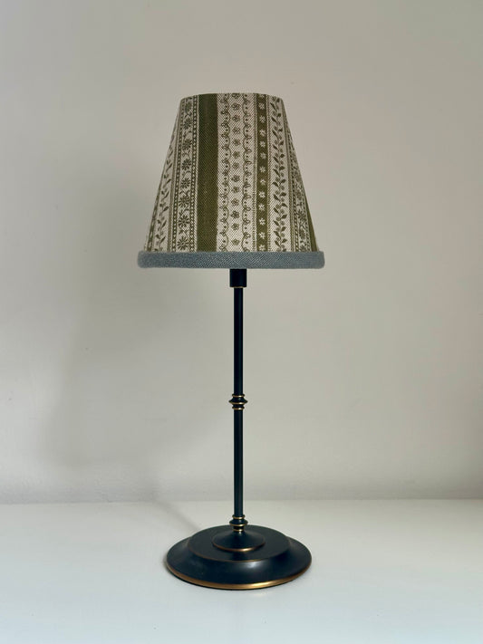 CANDLE CLIP LAMPSHADE WITH TRIM ~ DAISY CHAIN MOSS